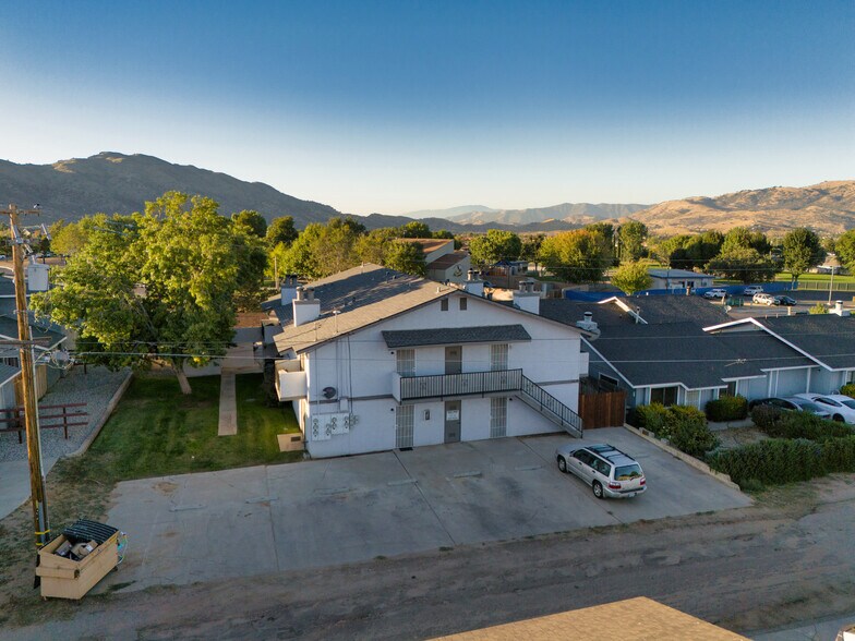 More Photos Of 21220 Campo Ct, Tehachapi Apartments For Sale