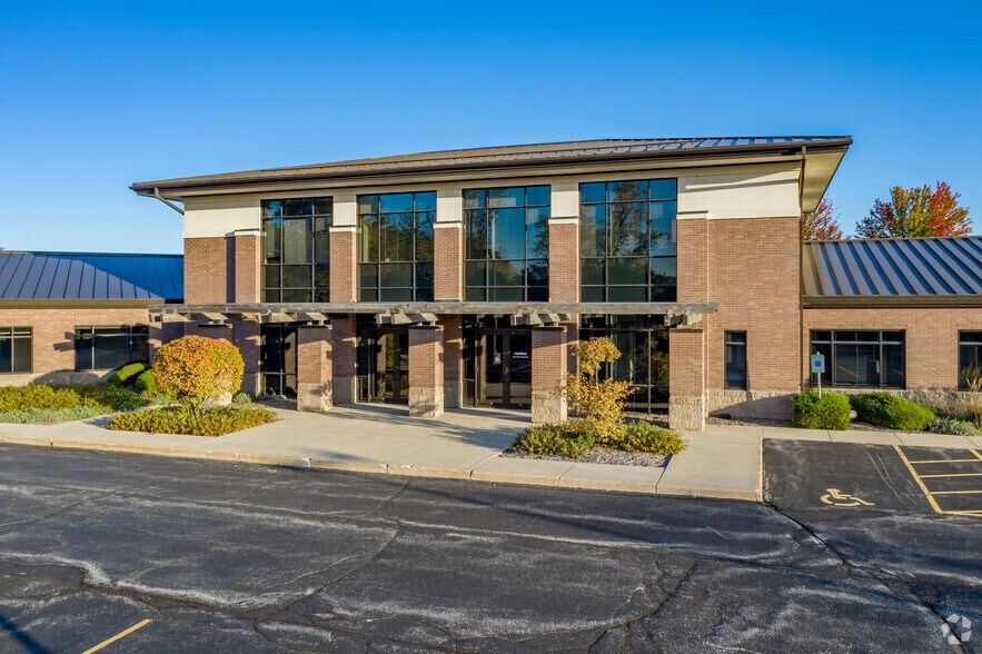 More Photos Of 3400 Intertech Dr, Brookfield Medical For Lease