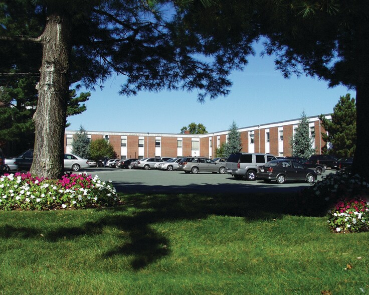 More Photos Of 599 North Ave, Wakefield Office For Lease