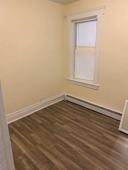 More Photos Of 612 S Broad St, Elizabeth Storefront Retail Residential For Sale