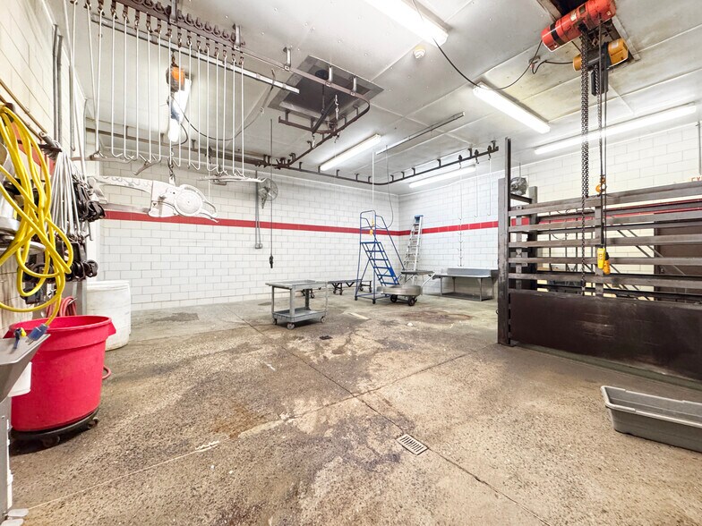 More Photos Of 151 Slaughter House Rd, Claysburg Warehouse For Sale