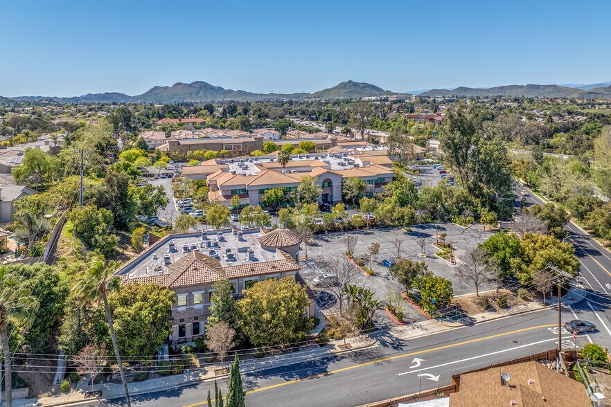 More Photos Of 311 Haigh Rd, Thousand Oaks Medical For Lease