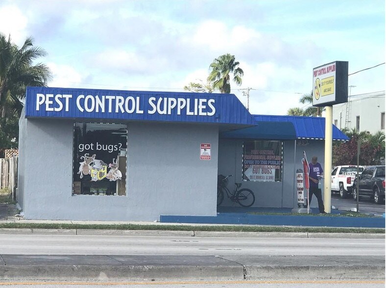 Primary Photo Of 1395-1399 E Oakland Park Blvd, Oakland Park General Retail For Sale