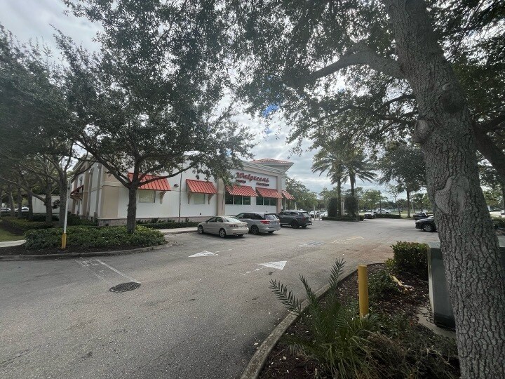 More Photos Of 11449 Palmetto Park Rd, Boca Raton Drugstore For Sale