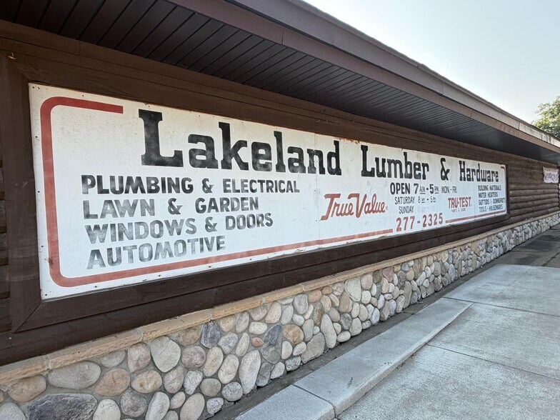 More Photos Of 7220 Bradley St, Lake Tomahawk Freestanding For Sale