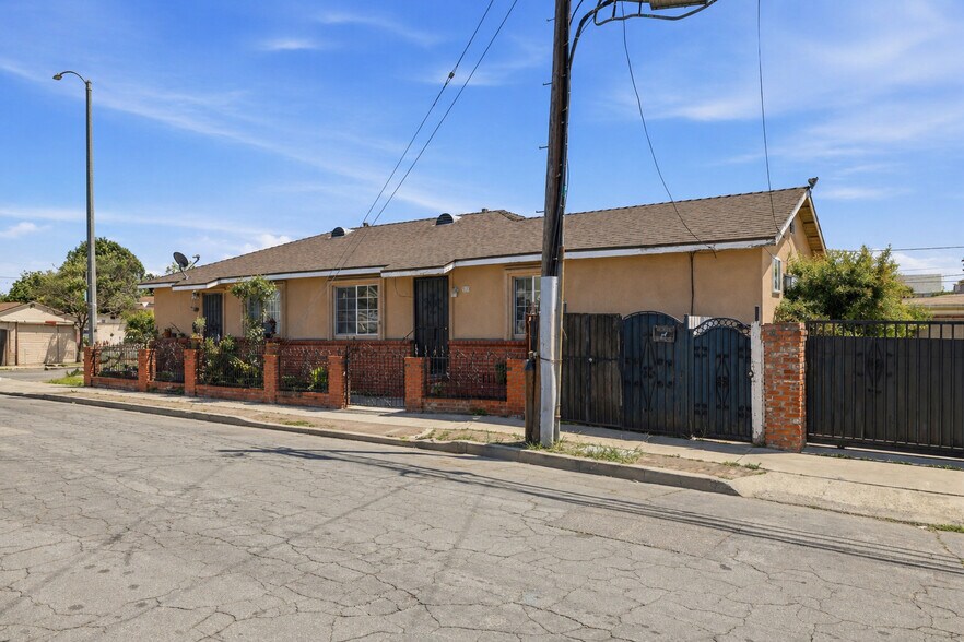 More Photos Of 932 E 23rd St, Long Beach Multifamily For Sale