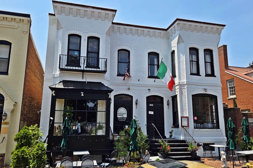 Primary Photo Of 305 S Washington St, Alexandria Restaurant For Lease