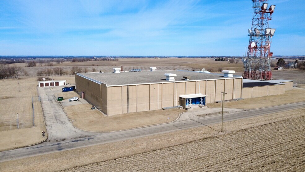 More Photos Of 2869 N 3501st Rd, Seneca Manufacturing For Sale