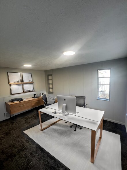 More Photos Of 18519 Underwood Ave, Cleveland Loft Creative Space For Lease