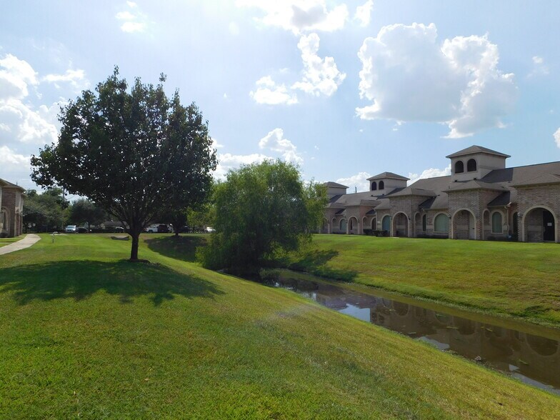 More Photos Of 134 Eldridge Rd, Sugar Land Office Residential For Lease