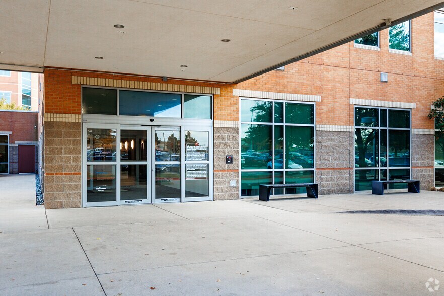 More Photos Of 1105 N Central Expy, Allen Medical For Lease