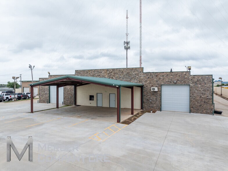 More Photos Of 6600 S I 35 Service Rd, Oklahoma City Flex For Lease