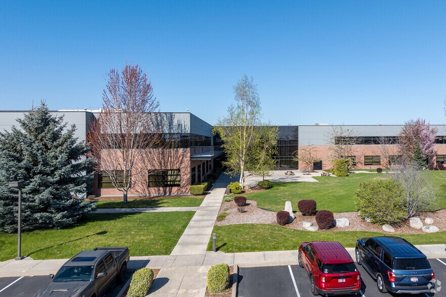 More Photos Of 12825 E Mirabeau Pky, Spokane Valley Research And Development For Lease