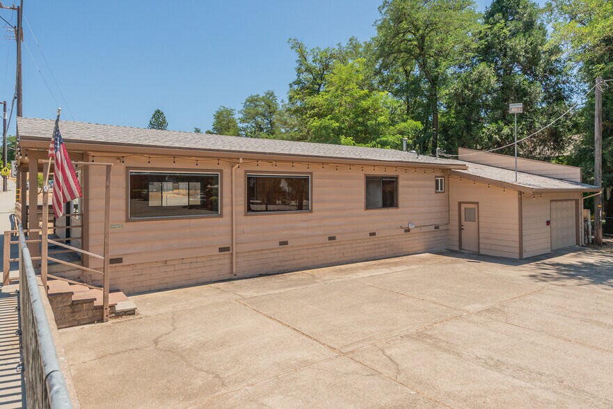More Photos Of 30890 CA-3, Weaverville Office For Sale