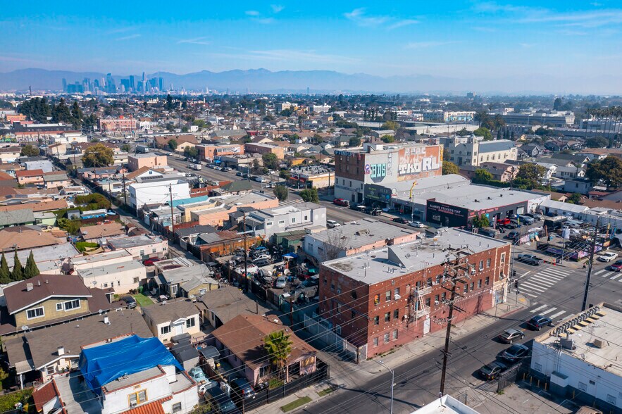 More Photos Of 5929 S Broadway, Los Angeles Storefront Retail Office For Sale