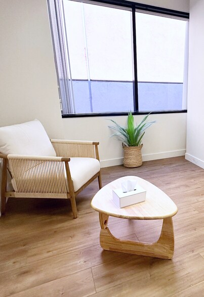 More Photos Of 1990 Westwood Blvd, Los Angeles Coworking Space