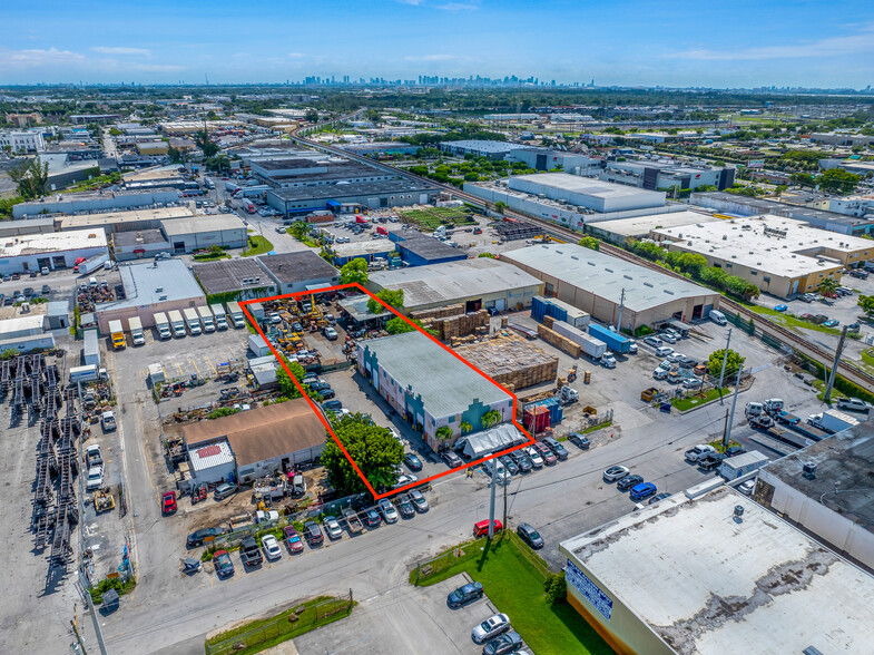 Primary Photo Of 7711 NW 74th Ave, Medley Warehouse For Sale