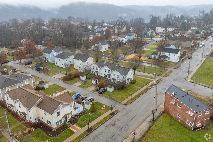 More Photos Of 282 Saint Clair Ave, Clairton Apartments For Sale