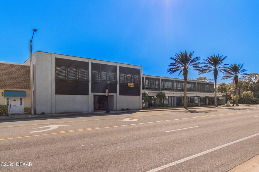 More Photos Of 100-110 E Granada Blvd, Ormond Beach Office For Sale