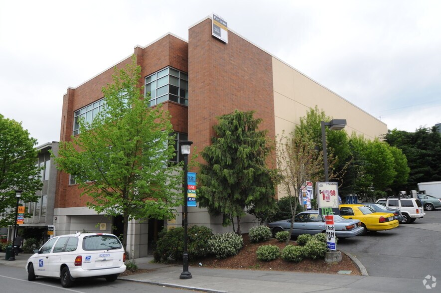 More Photos Of 411 12th Ave, Seattle Office For Sale