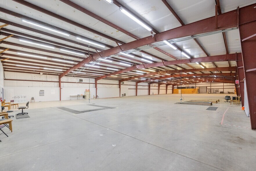 More Photos Of 19225 Main St W, Huntingdon General Retail For Sale