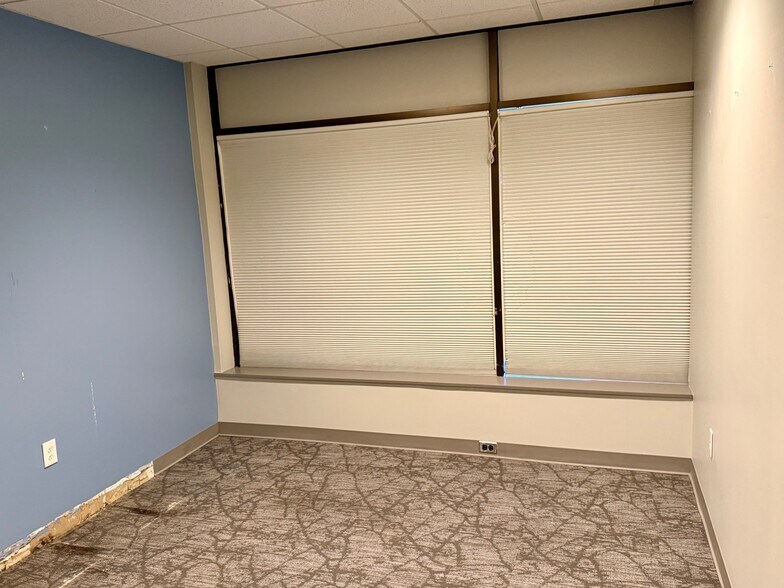 More Photos Of 1 Randall Sq, Providence Medical For Sale