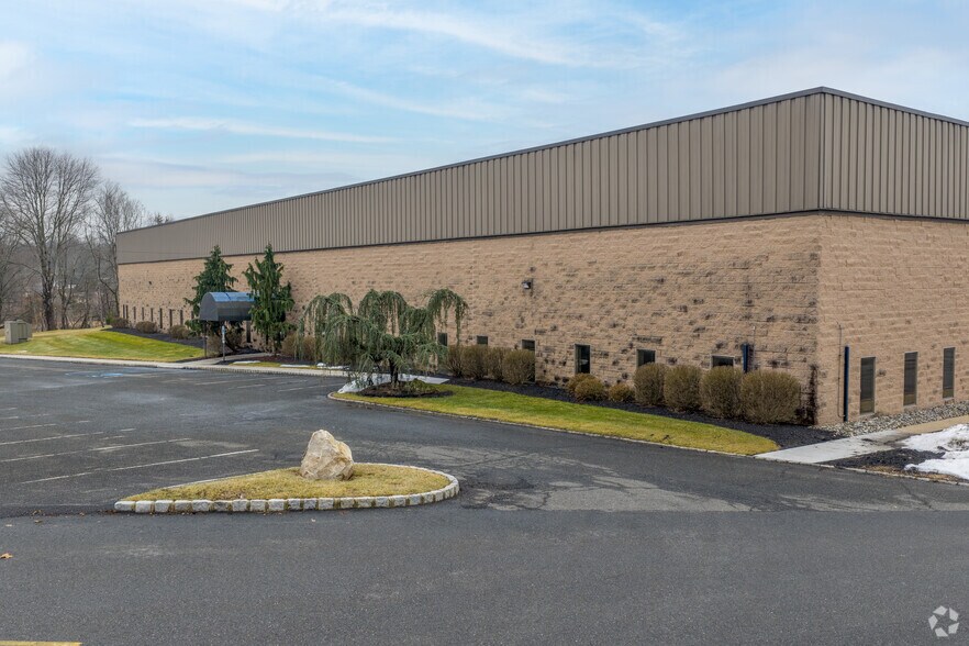 More Photos Of 100 Readington Rd, Branchburg Manufacturing For Lease