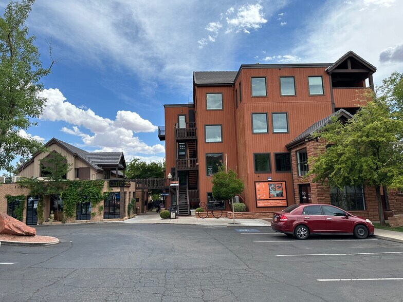 More Photos Of 2 W Saint George Blvd, Saint George Office For Lease