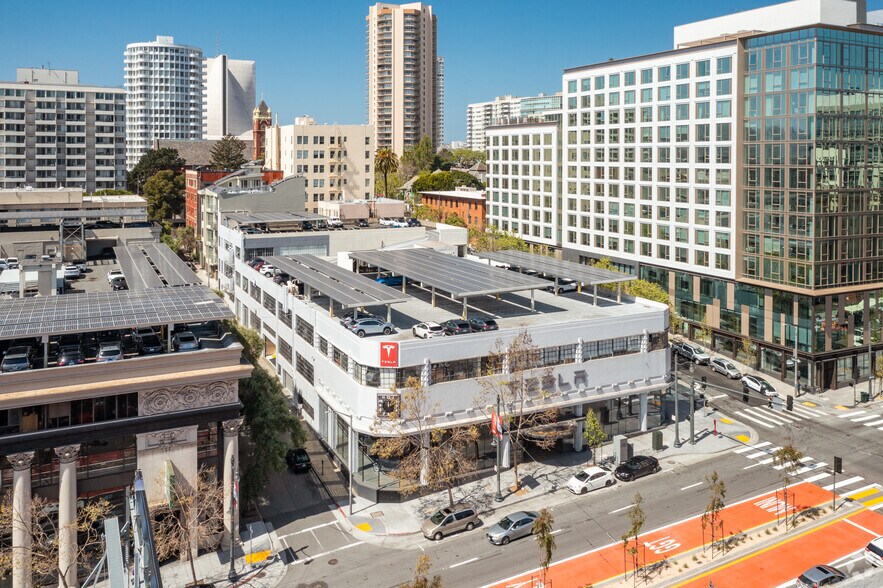 More Photos Of 999 Van Ness Ave, San Francisco Parking Garage For Lease