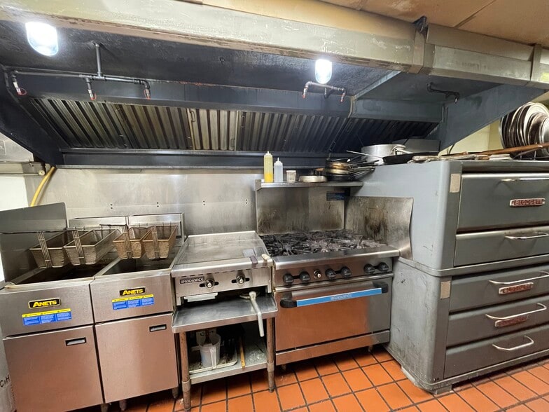 More Photos Of 732-734 Brookline Blvd, Pittsburgh Storefront Retail Residential For Sale