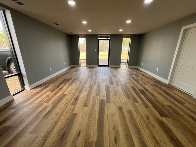 More Photos Of 83 FM 250, Hughes Springs Industrial For Sale