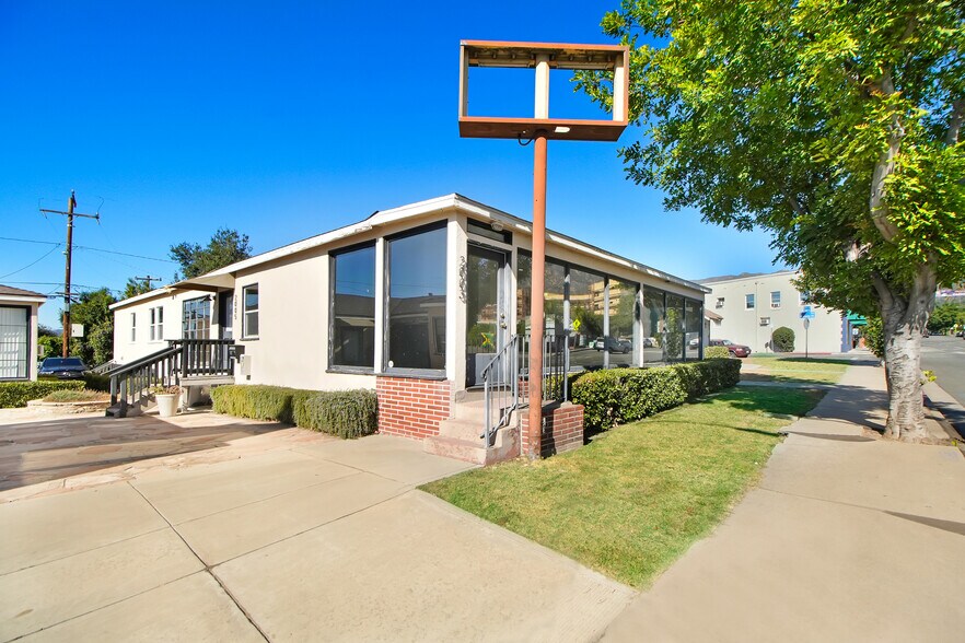 More Photos Of 2003 Lake Ave, Altadena Apartments For Sale