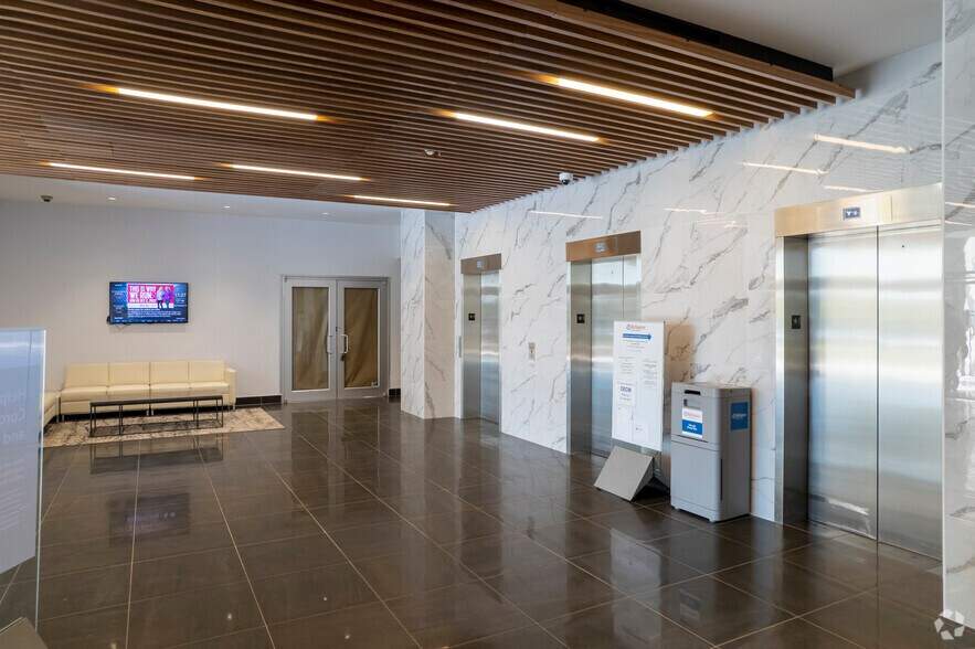 More Photos Of 2 Lansing Sq, Toronto Office For Lease