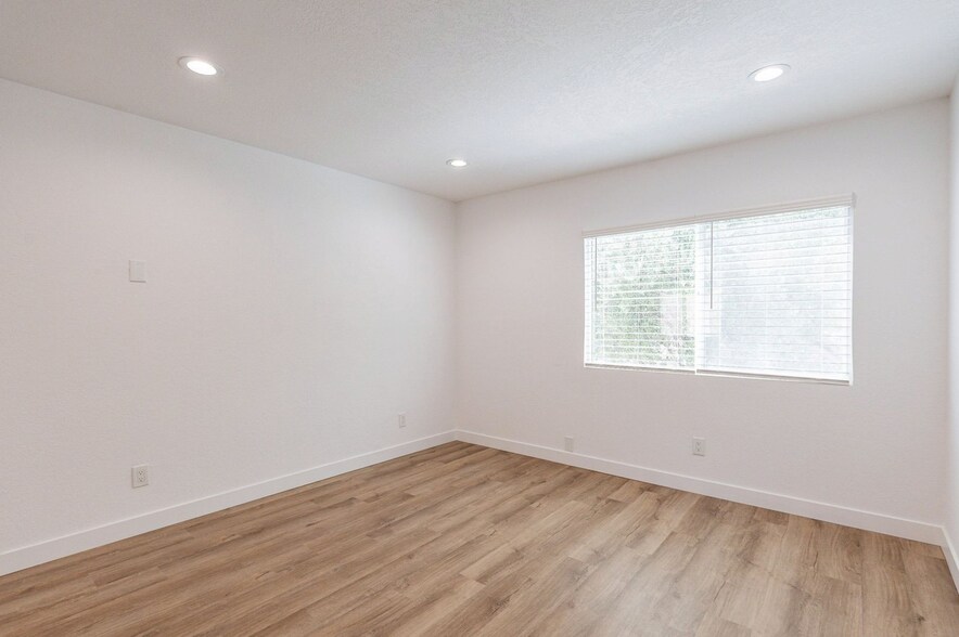 More Photos Of 806 E 10th St, Tucson Multifamily For Sale