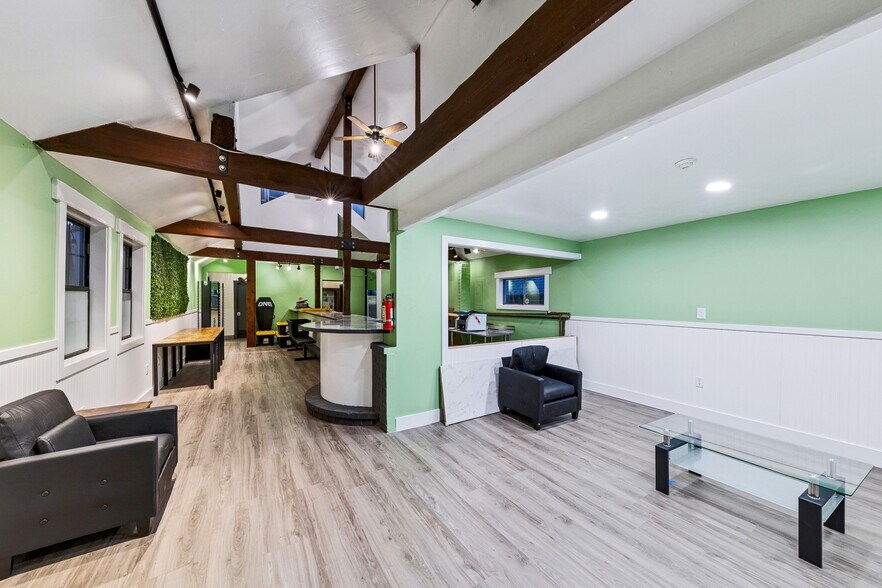 More Photos Of 3542 Lake Tahoe Blvd, South Lake Tahoe Restaurant For Sale
