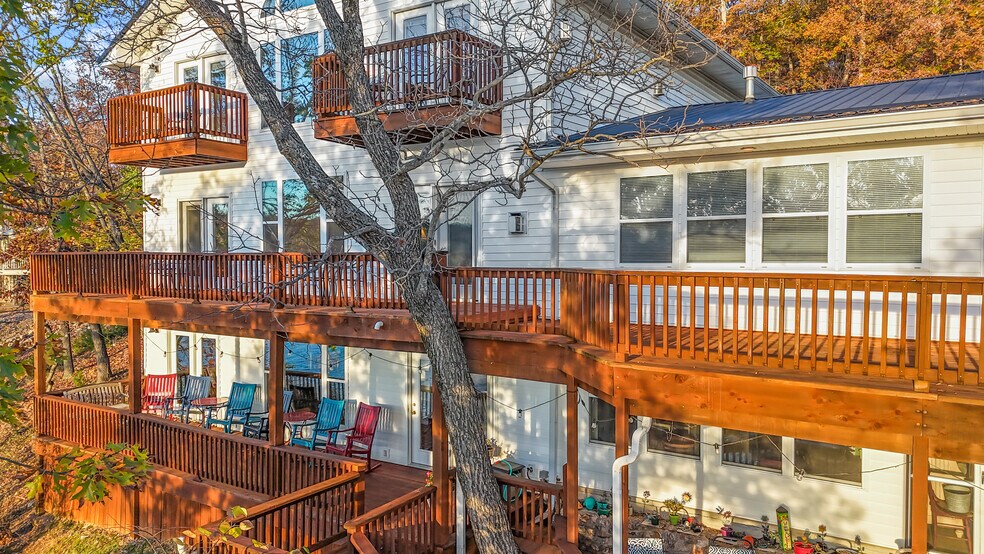 More Photos Of 1117 Dogwood Rd, Lake Ozark Multifamily For Sale