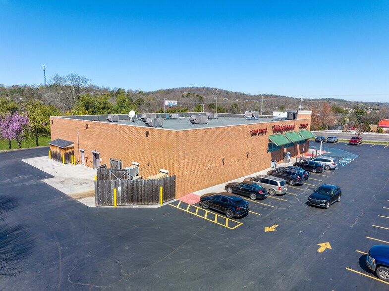 More Photos Of 11305 Chapman Hwy, Seymour General Retail For Sale