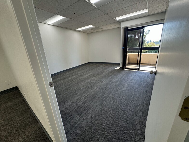 More Photos Of 1580 Oakland Rd, San Jose Unknown For Lease