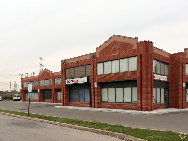 More Photos Of 250 Regina Rd, Vaughan Light Manufacturing For Sale