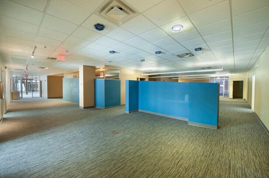 More Photos Of 250 Progressive Way, Westerville Office For Lease