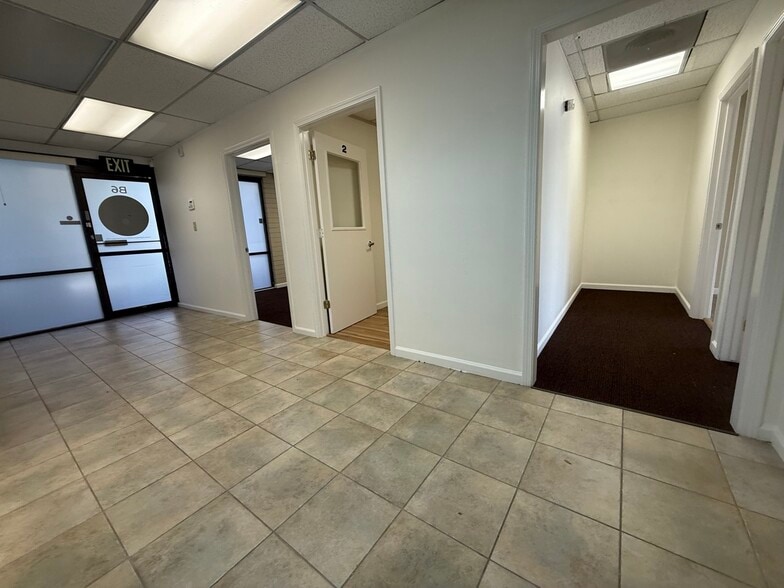 More Photos Of 5637 N Pershing Ave, Stockton Medical For Lease