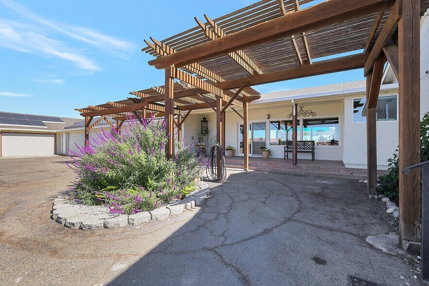 More Photos Of 18598 CA-113 Hwy, Knights Landing Specialty For Sale