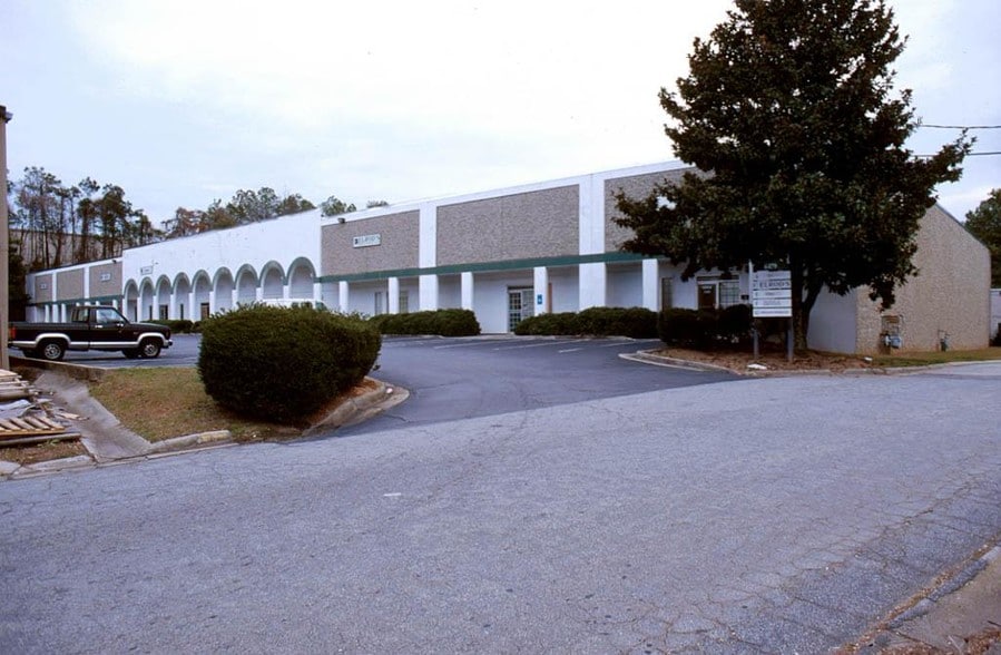 Primary Photo Of 6479 Peachtree Industrial Blvd, Atlanta Distribution For Lease
