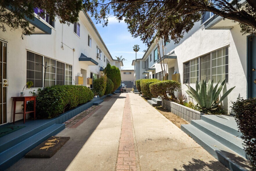 More Photos Of 4035 Inglewood Blvd, Los Angeles Apartments For Sale