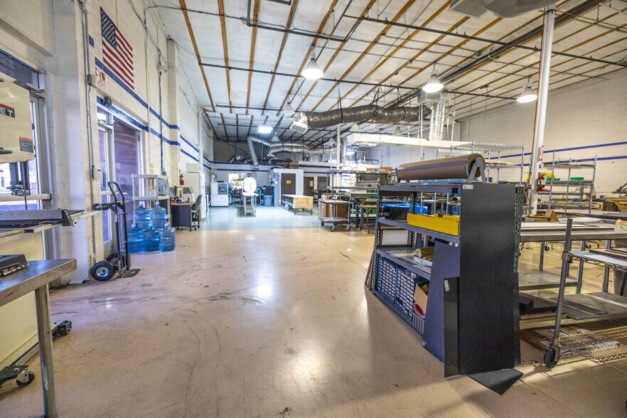 More Photos Of 23640 N 35th Dr, Glendale Warehouse For Sale