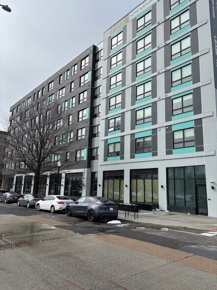 More Photos Of 671 Parkside Pl NE, Washington Unknown For Lease