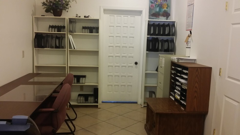 More Photos Of 6730 E McDowell Rd, Scottsdale Office For Sale