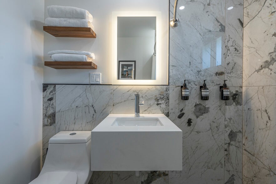 More Photos Of 1534 W Osborn Rd, Phoenix Apartments For Sale