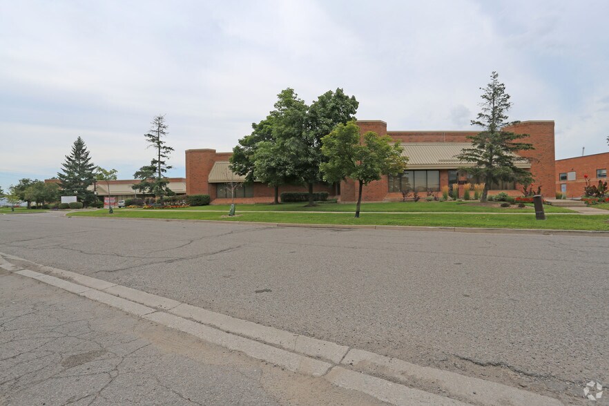 Primary Photo Of 90 Claireport Cres, Toronto Warehouse For Lease