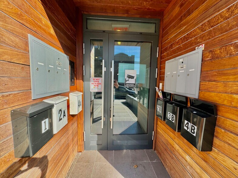 More Photos Of 5615 Van Cleef St, Flushing Apartments For Sale